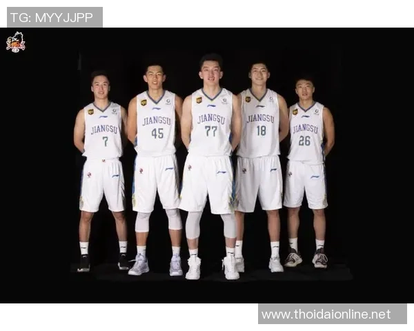 杭州篮球队勇夺速度排行榜第二名展现出色竞技实力 杭州篮球队勇夺速度排行榜第二名展现出色竞技实力