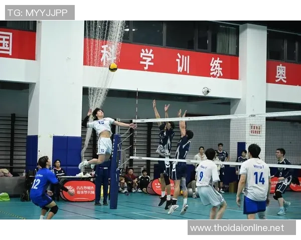 深圳排球队个人能力分析与发展探讨聚焦排球运动的未来潜力与挑战 深圳排球队个人能力分析与发展探讨聚焦排球运动的未来潜力与挑战