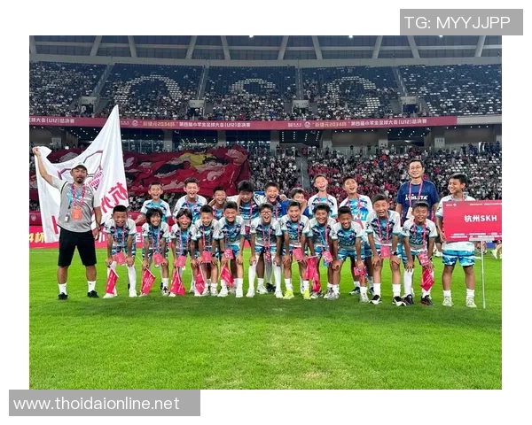 赛后分析：上海足球队与杭州足球队球员个人能力对比与表现总结