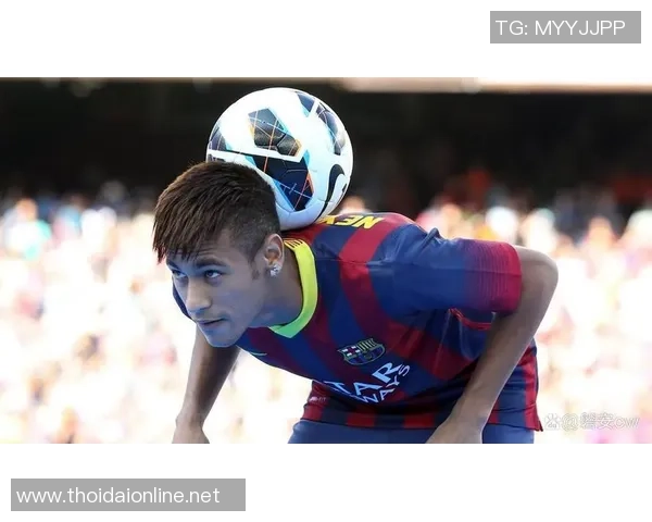 足球明星意外受伤瞬间合集精彩回顾与分析 足球明星意外受伤瞬间合集精彩回顾与分析