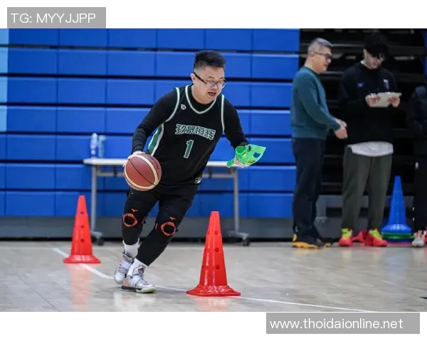 篮球战术：上海篮球队的包夹体系